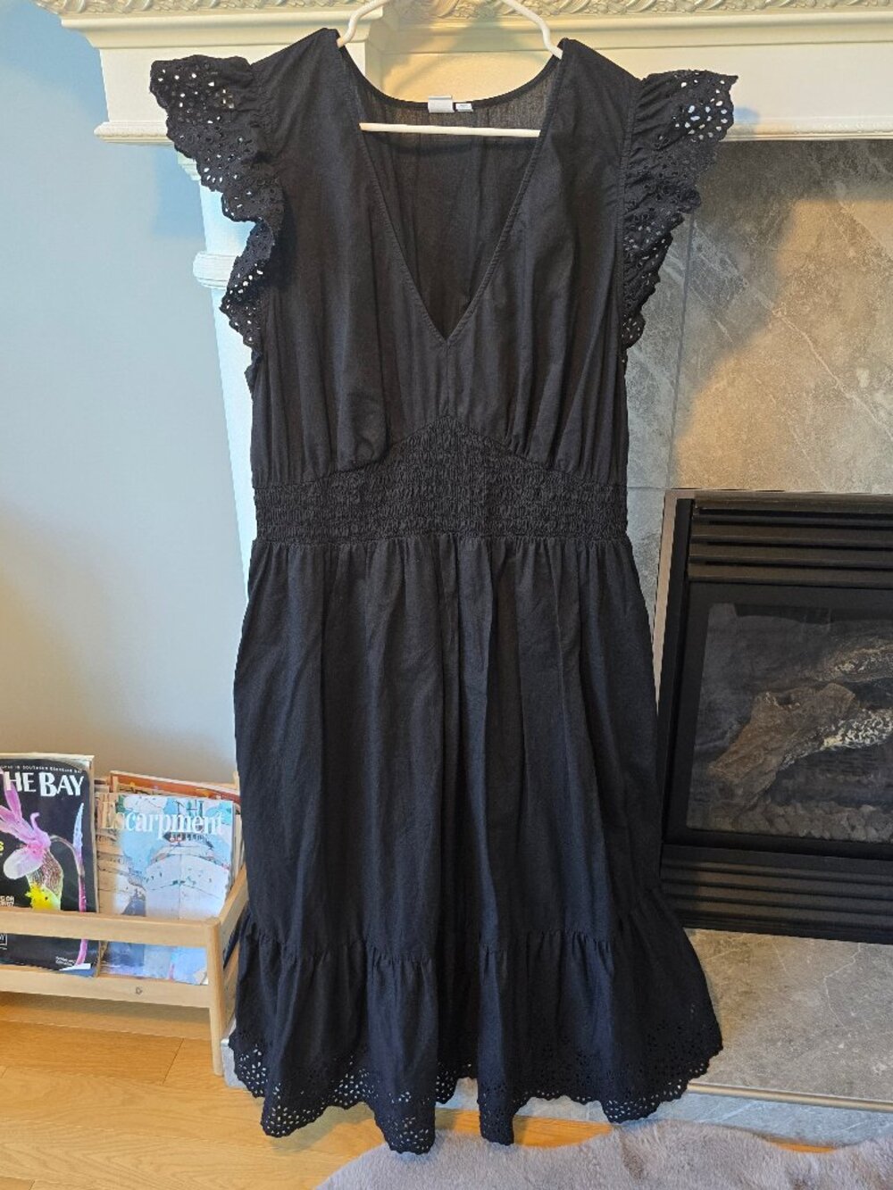 GAP Black Eyelet Flutter Sleeve Midi Dress - Size XXL (TTG)
